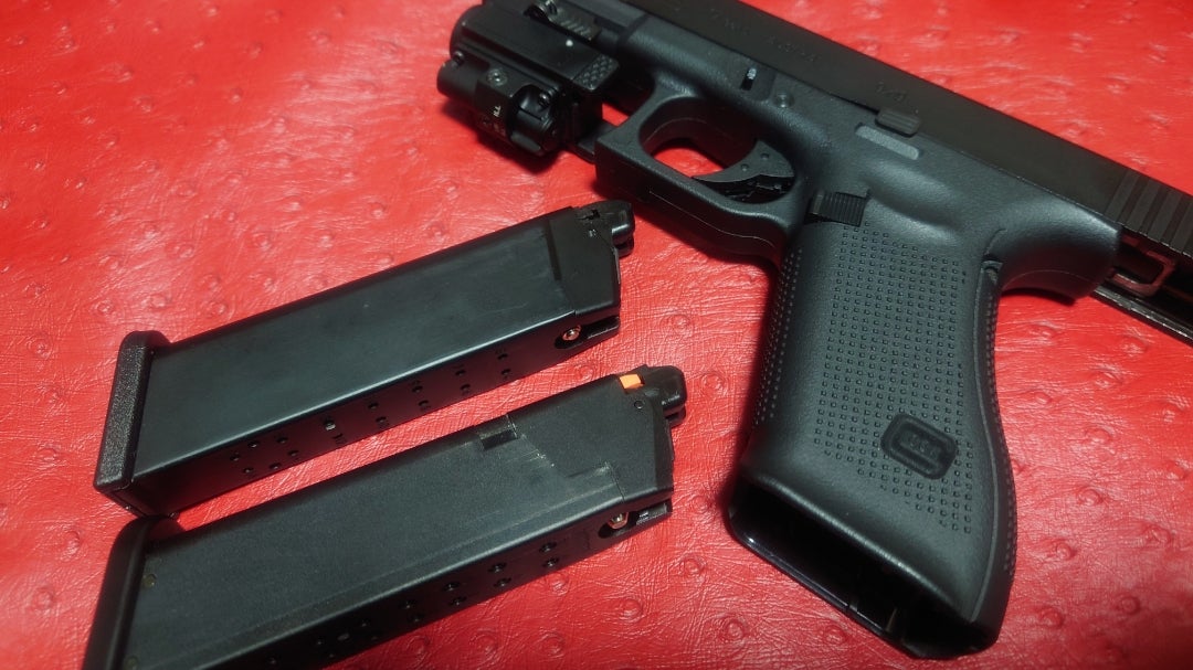 東京マルイ グロック17 Gen.4 (GEN5マガジン）