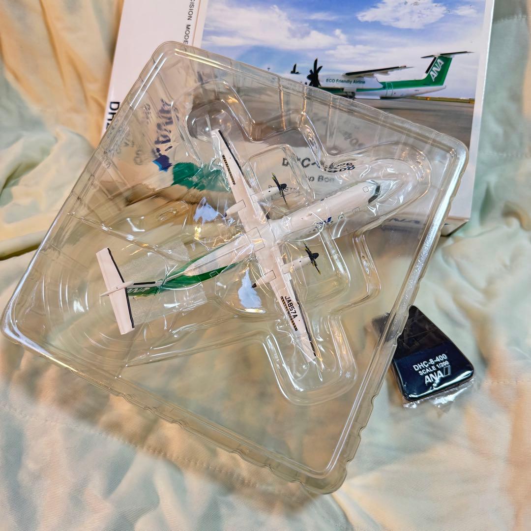 ANA DHC-8-400 1:200 エコボン - メルカリ