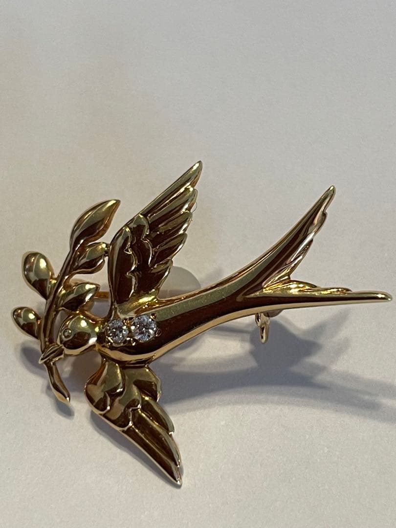 MIKIMOTOミキモトブローチ K18 ダイヤ0.03カラット2粒　鳥ツバメ 楽天市場】MIKIMOTO ミキモト K18YG イエローゴールド 真鍮 ブローチ